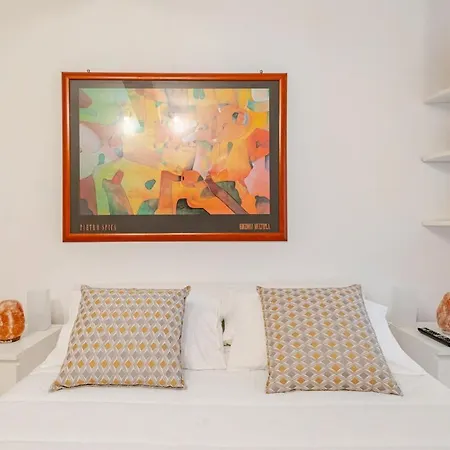 Apartment Trevi Fountain La Dolce *